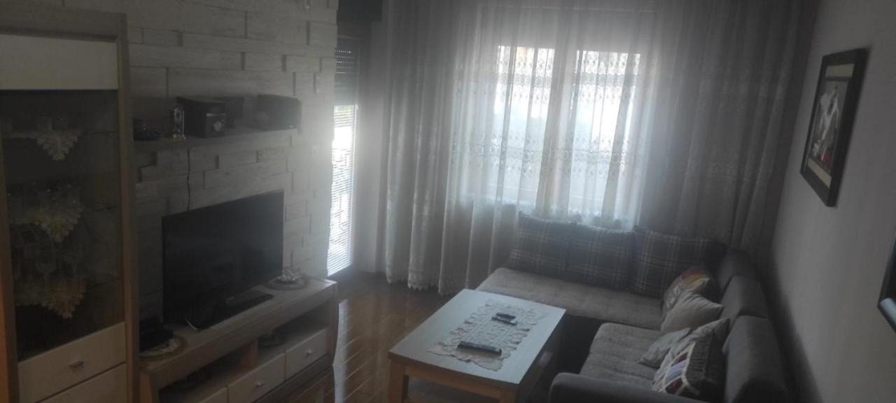 Апартаменты Apartman Tanya Подгорица Экстерьер фото